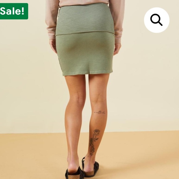 NWOT MONROW FOLD OVER KNIT MINI SKIRT GREEN SMALL - Picture 4 of 10